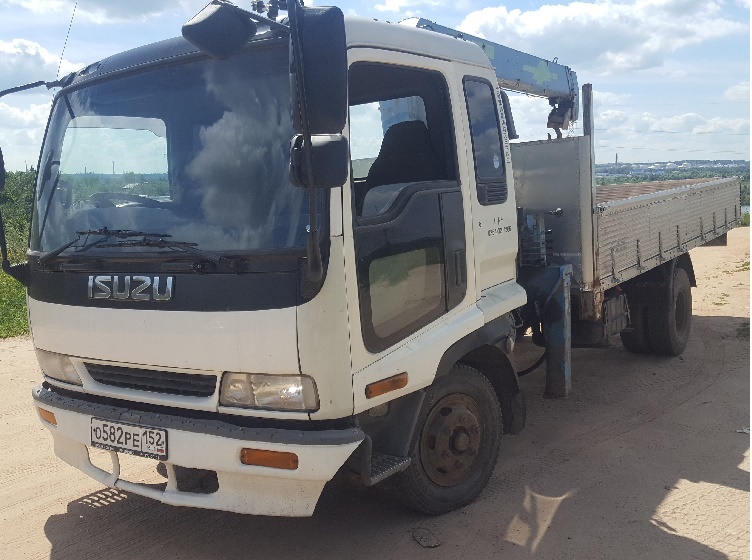 Грузовик с краном-манипулятором