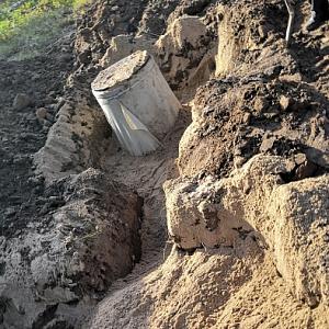 Засыпка дренажного колодца