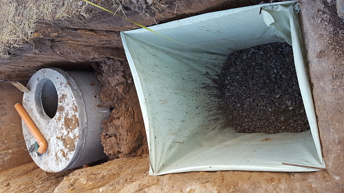 Монтаж бетонного септика из трех колодцев